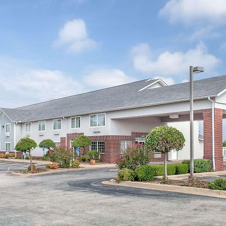 Days Inn By Wyndham Mountain Home Bagian luar foto