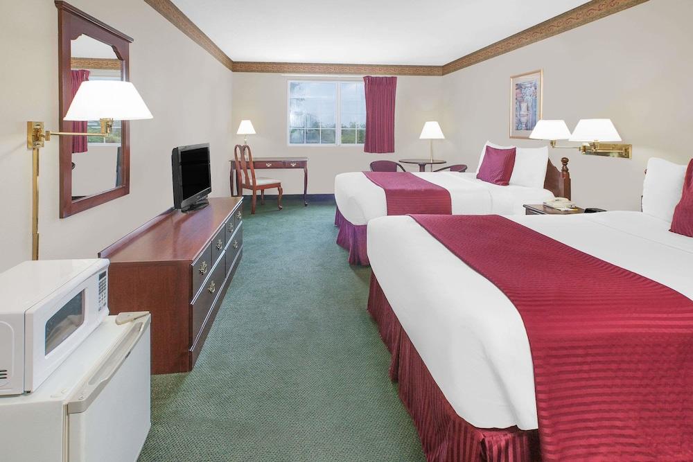Days Inn By Wyndham Mountain Home Bagian luar foto