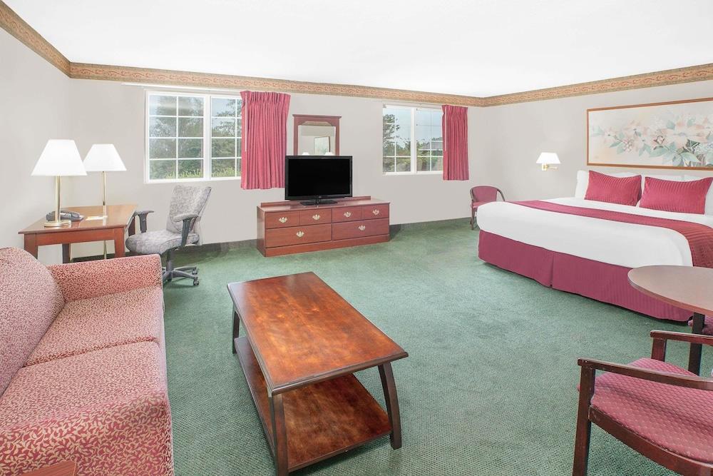 Days Inn By Wyndham Mountain Home Bagian luar foto
